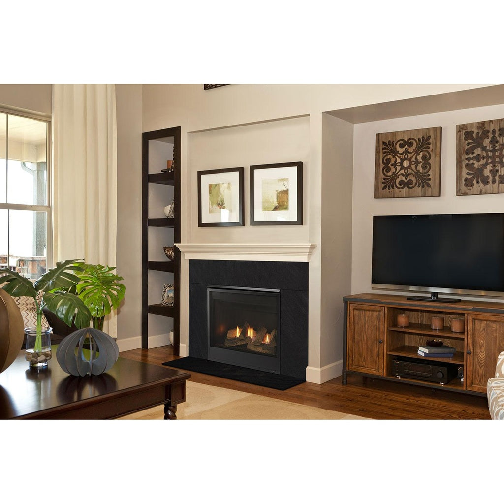 Majestic Mercury 32" Direct Vent Gas Fireplace (MERC32IN) - Room View